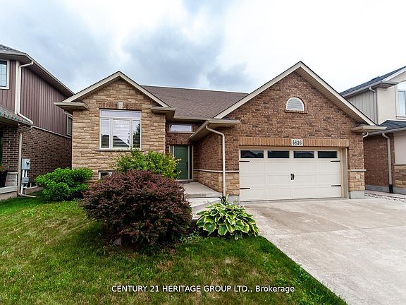 2nd image of 5826 Fiddlehead Ln