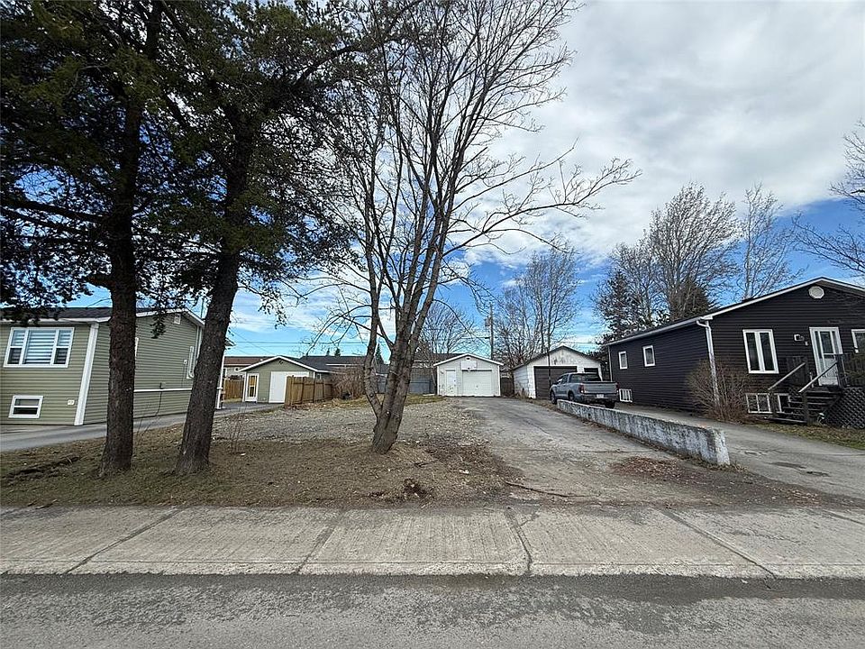 1st image of 8 1/2 Main Street