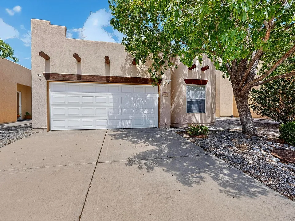 11709 Terra Bella Ln SE