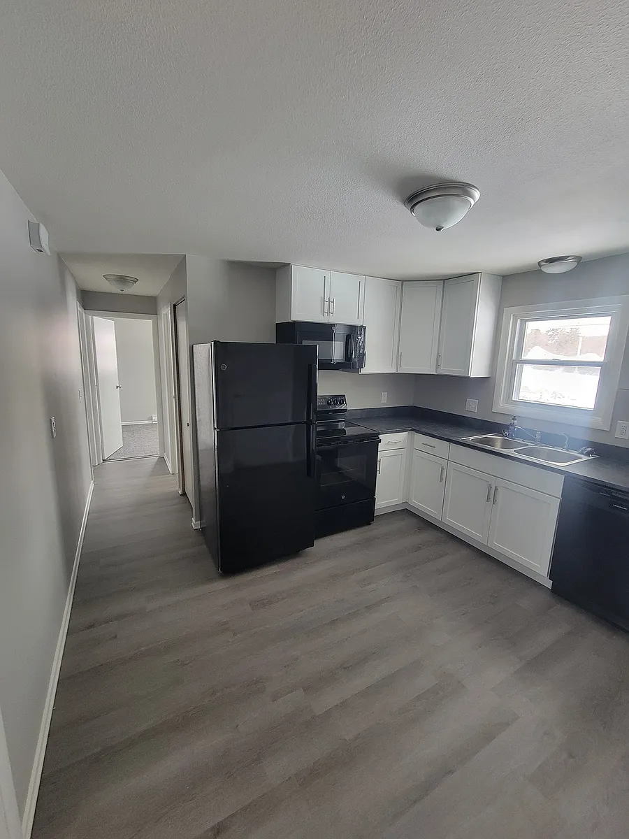 Building Photo - 7 Adams St #4