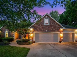 13235 NW 79th Ter, Parkville, MO 64152