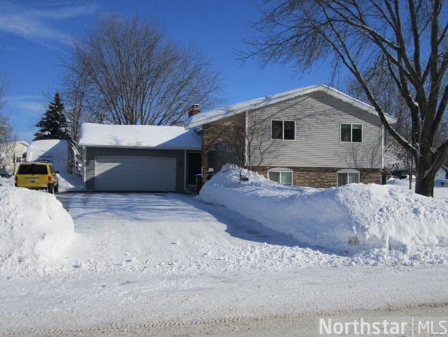 1st image of 1327 Oakview Way