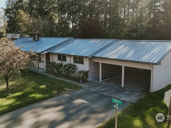 90 Ash Avenue, Forks, WA 98331