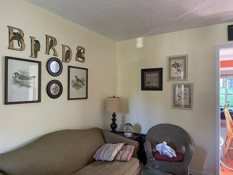 10945 Gilian Ln — Photo 5
