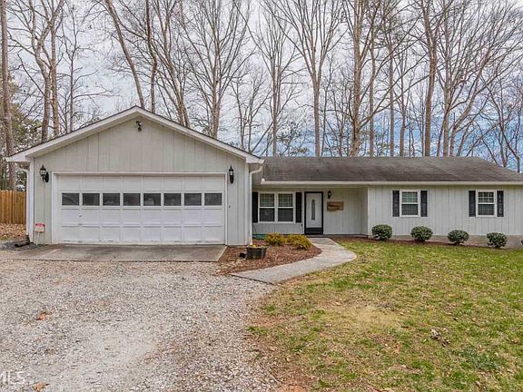 2nd image of 1384 Lakemont Dr