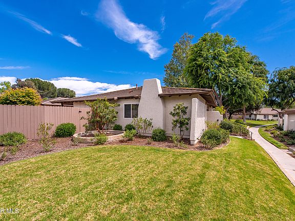 3rd image of 2656 Hartland Cir