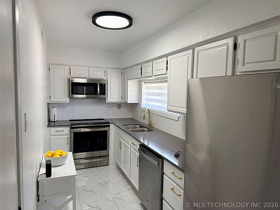 2nd image of 6737 S Peoria Ave APT C116