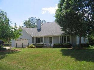 W148S6707 Woodland Pl, Muskego, WI 53150