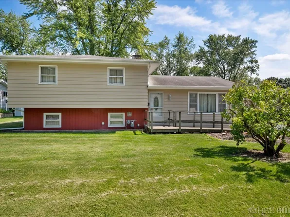 507 Corri Ln, Plano, IL 60545
