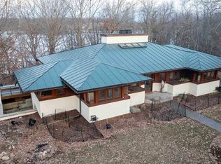 N5036 Saint Helena Rd, Juneau, WI 53039