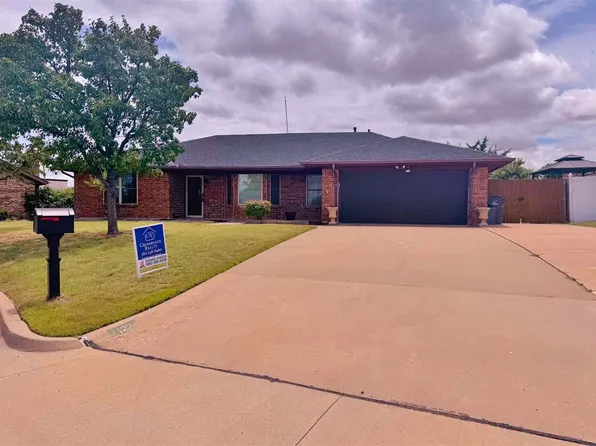 122 SW 75th St, Lawton, OK 73505