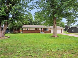 3 Chrisop Ct, Colona, IL 61241