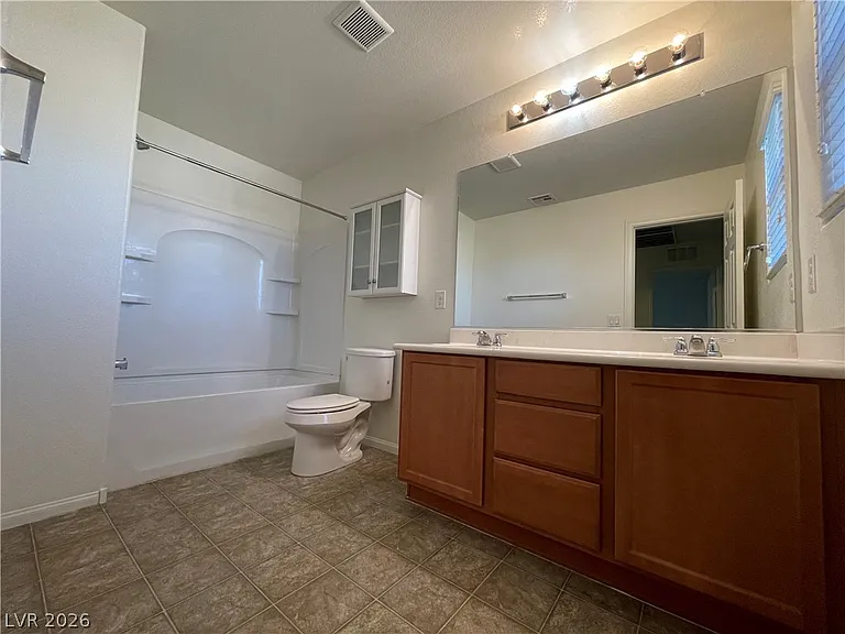 10662 Summerbell St — Photo 8