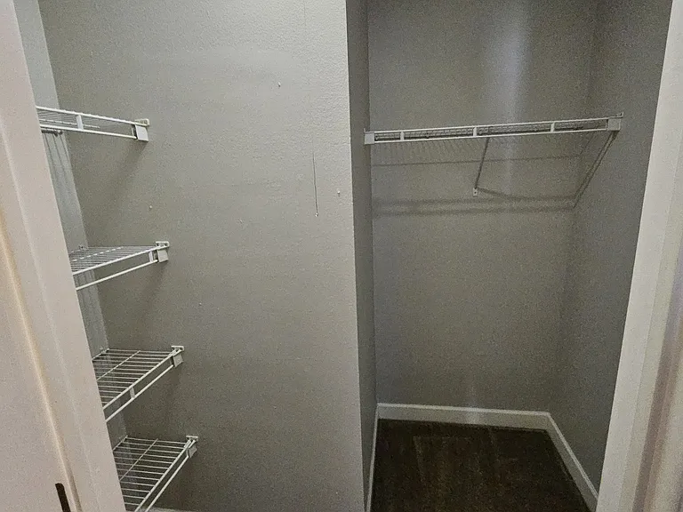 Willowbrook Apartment Homes — Photo 55