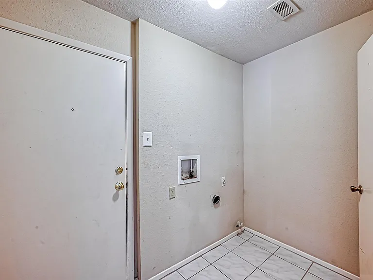 442 Redway Ln — Photo 15