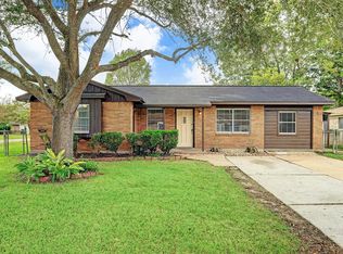 1244 Ramona St, Angleton, TX 77515