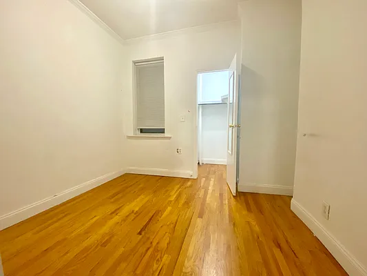 Rented by Compass | media 37