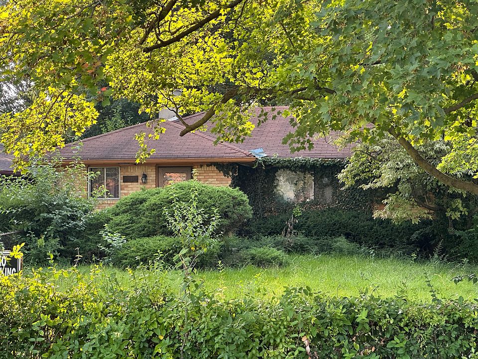2nd image of 4012 N Butler Ave