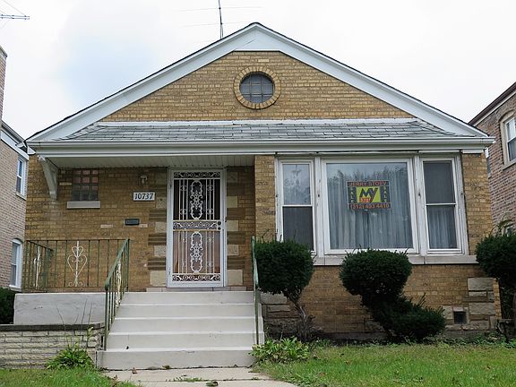 3rd image of 10737 S King Dr