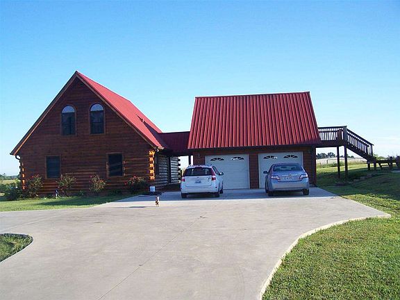 2nd image of 165 Bobby Dale Ln