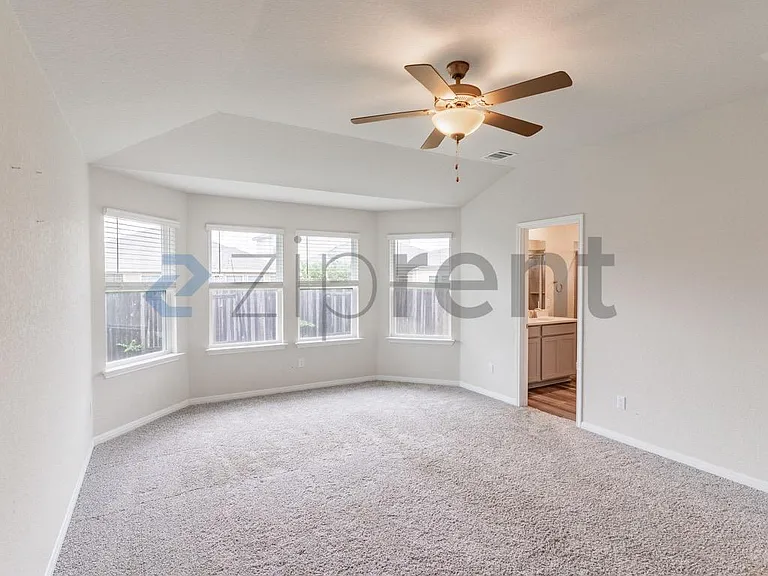213 Ethan Run — Photo 7