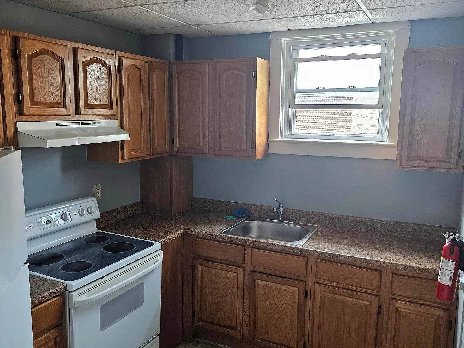 2 bed, 1050 sqft, $1,350 — Photo 2