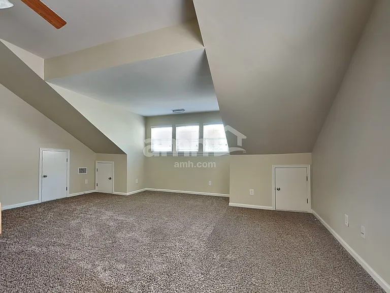 13527 Provincial Ct — Photo 17