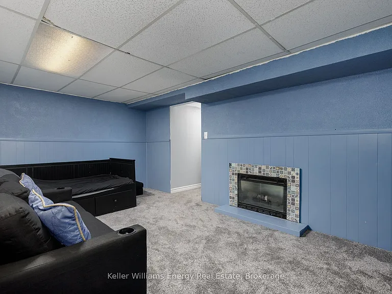 660 Grey St #B — Photo 22