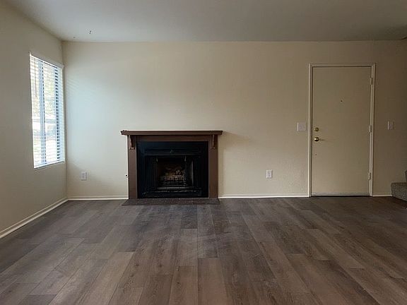 ad_photos_living_room_3_11032025