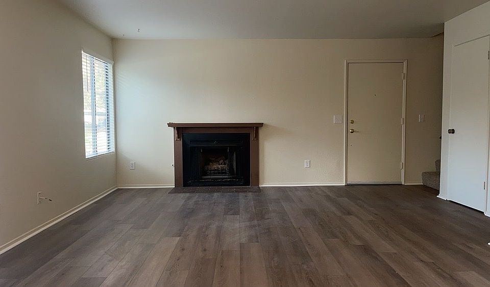 ad_photos_living_room_3_11032025