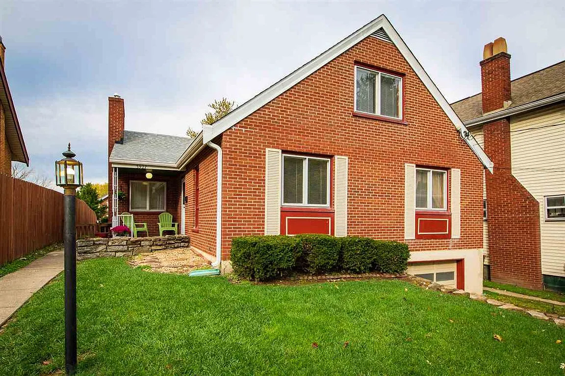 3927 Lincoln Ave photo 1