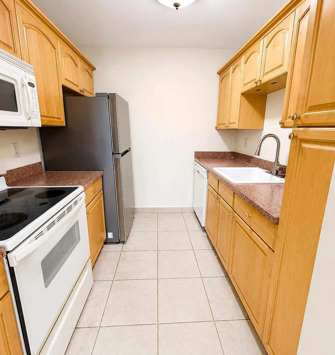1 bed, 1.5 bath, 896 sqft, $1,850 — Photo 4