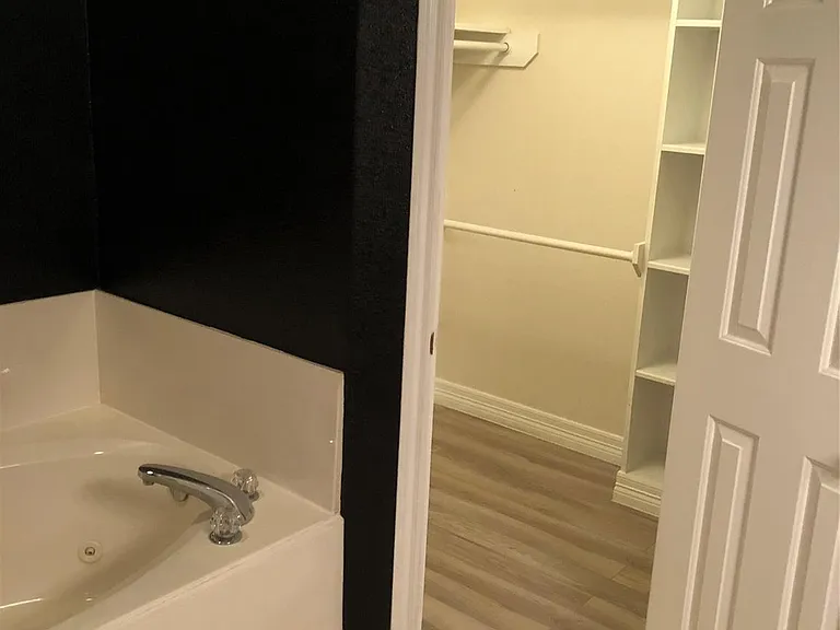 13322 Colton Ln — Photo 18