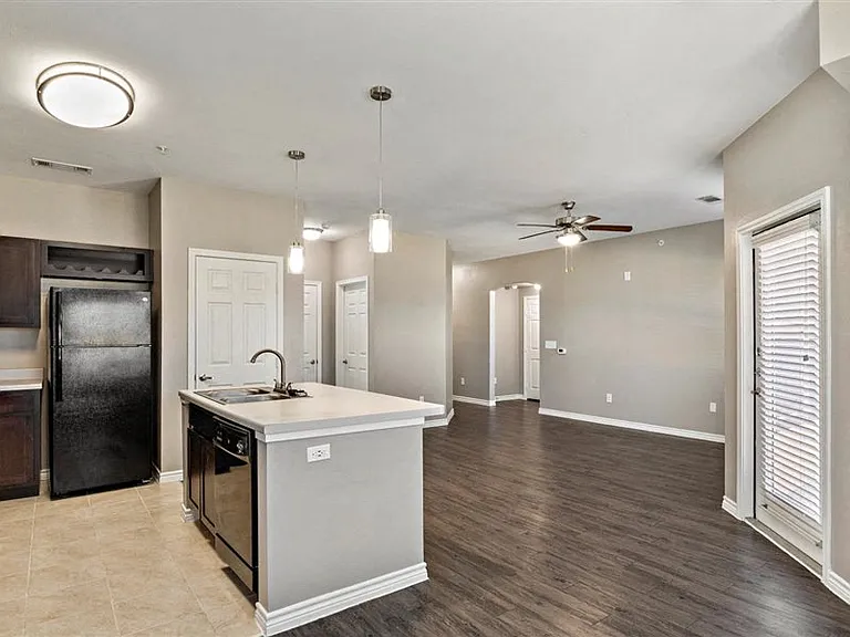 Creed Canyon Apartments — Photo 50