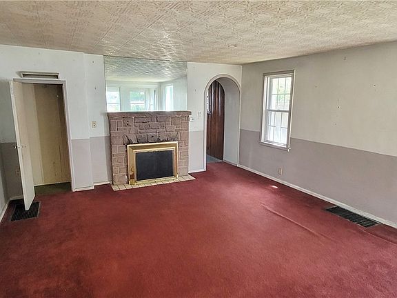 3rd image of 826 Reed Ave