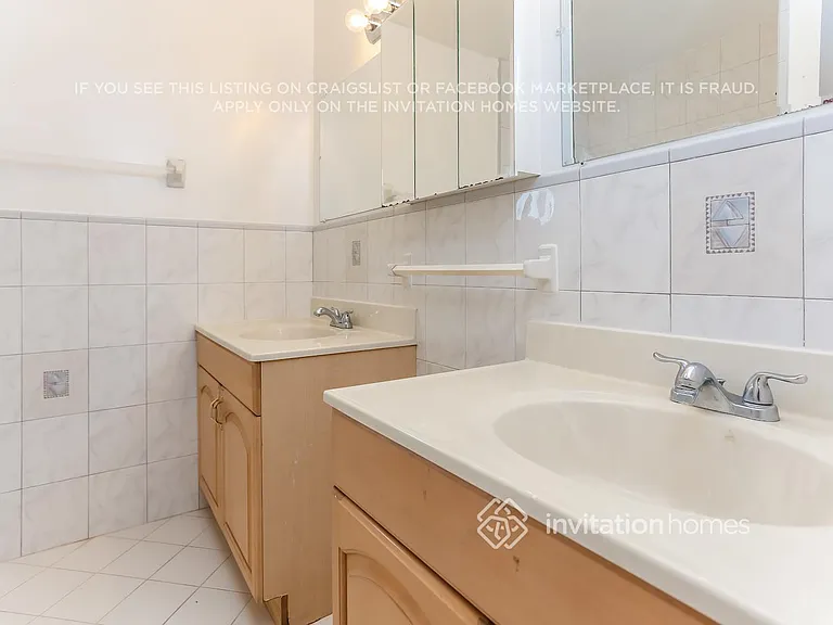 20028 NW 64th Pl — Photo 16