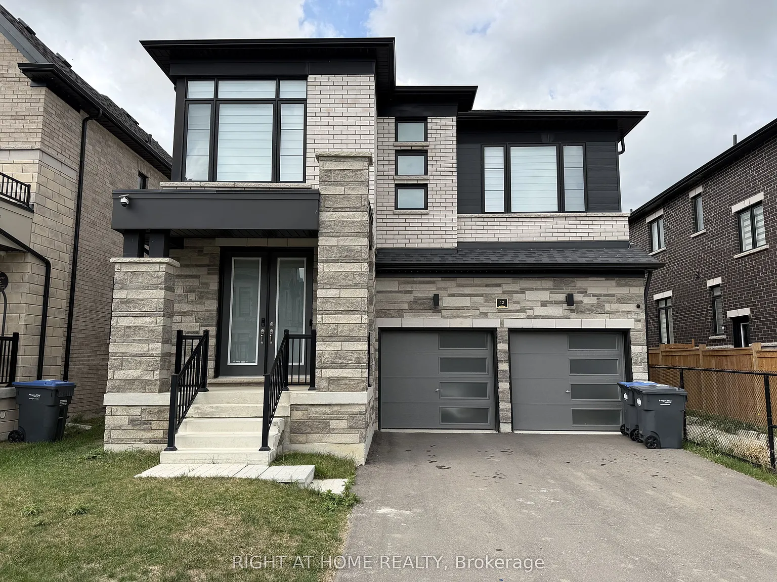 2 bed, $1,800 — Photo 1