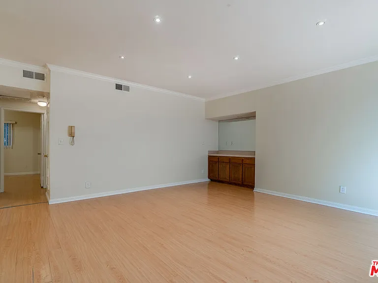 1911 Overland Ave #2 — Photo 4