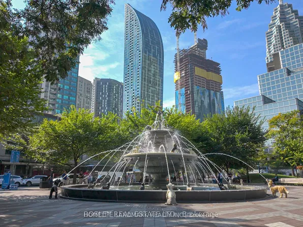 8 The Esplanade #4808, Toronto, ON M5E 0A6