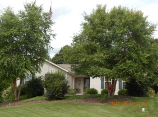 636 Cardinal Ct, Cascade, WI 53011