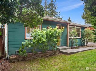 24212 52nd Avenue, Mountlake Terrace, WA 98043