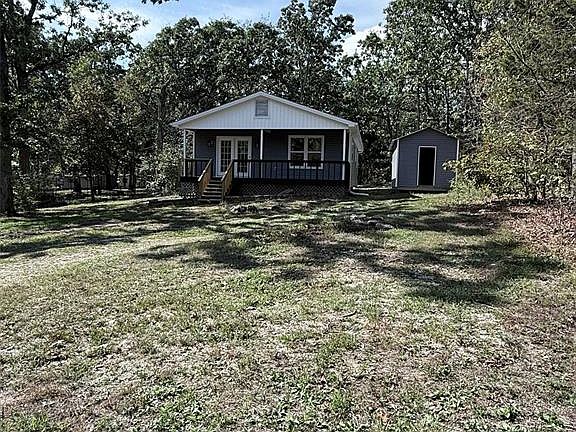 2nd image of 1235 Lakeshore Dr