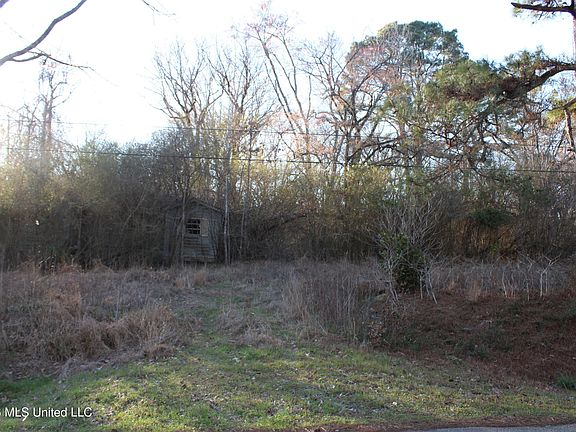 4th image of 3641 Miller Rd