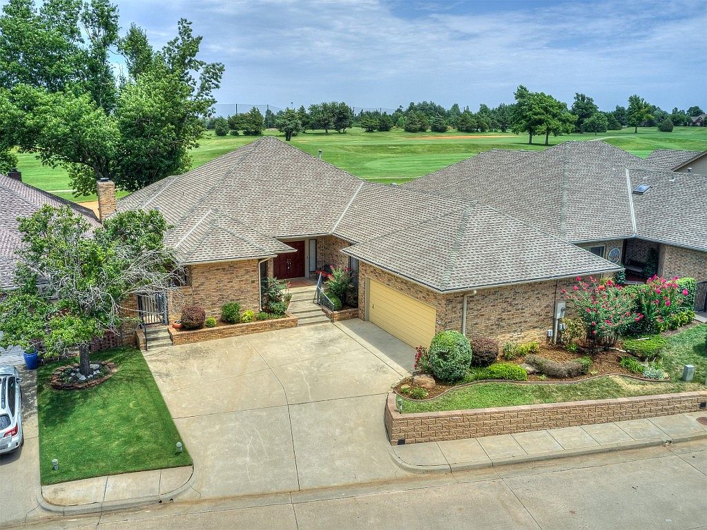 621 E Oak Pl, Edmond, OK 73025 Zillow