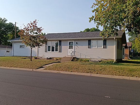 2nd image of 3501 1st St N