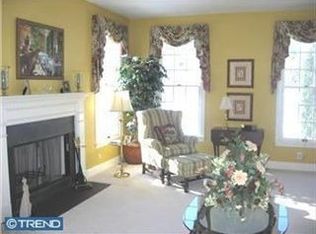 104 Brimful Dr, Phoenixville, PA 19460