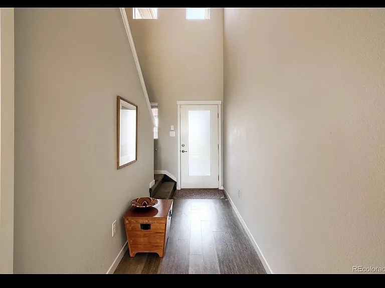 9740 Clermont Ln — Photo 6