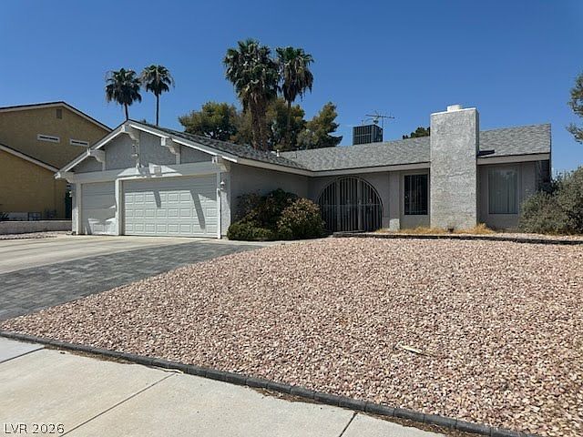 2nd image of 4589 Cabo Ln