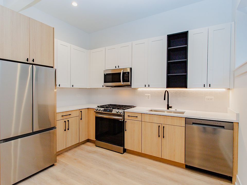 1st image of 618 W Wrightwood Ave #2F