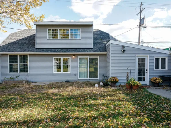 3906 South 1st STREET, Milwaukee, WI 53207